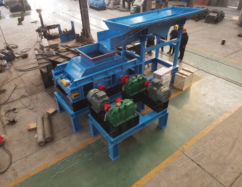 石墨块齿辊破碎机