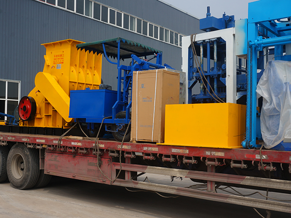 建筑垃圾粉碎机发货现场