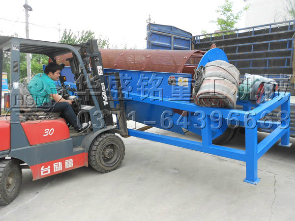 大型滚筒筛发货现场2.jpg